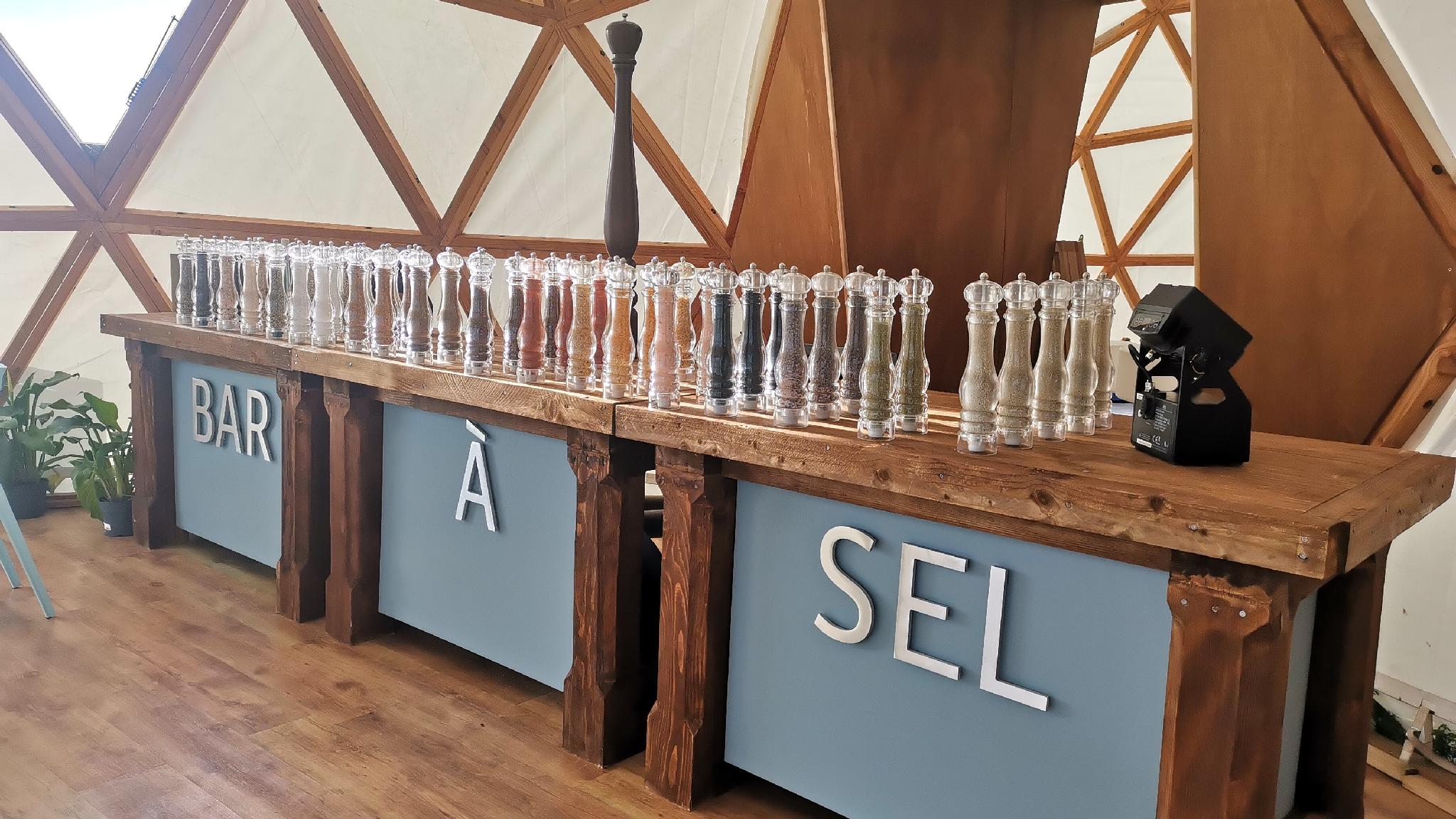 Bar à sel unique dôme Bulle de Salers Cantal